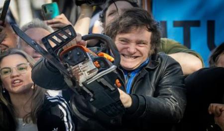 تصویری از رئیس جمهور جدید آرژانتین معروف به ترامپ آرژانتین