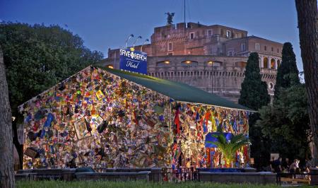 هتل ساخته شده از زباله در مرکز مادرید! + عکس 5 هتل ساخته شده از زباله در مرکز مادرید! + عکس