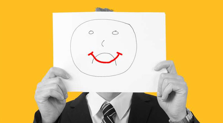 ۱۶ عادت کاری سمی که باید ترک کنید 8 تظاهر به خوببودن در مواقع ناخوشی