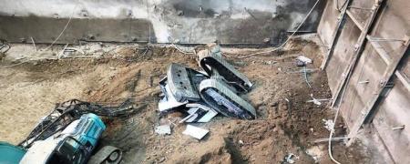 مرگ وحشتناک یک نفر بر تاثییر سقوط جرثقیل در تهران+عکس 4 مرگ وحشتناک یک نفر بر اثر سقوط جرثقیل در تهران+عکس