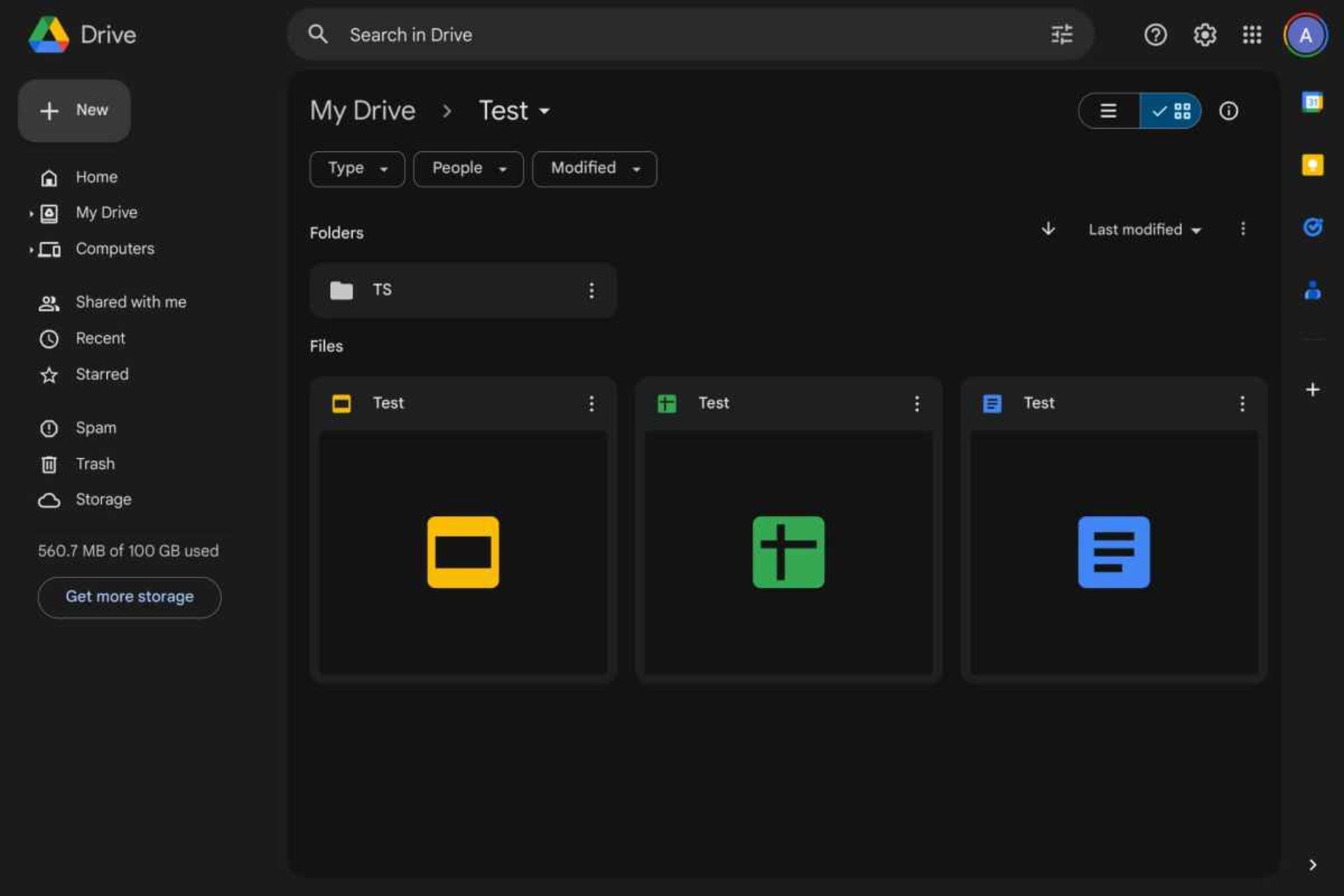 گوگل درایو میزبان تم تاریک شد 3 نمای کلی وبسایت گوگل درایو با تم تاریک