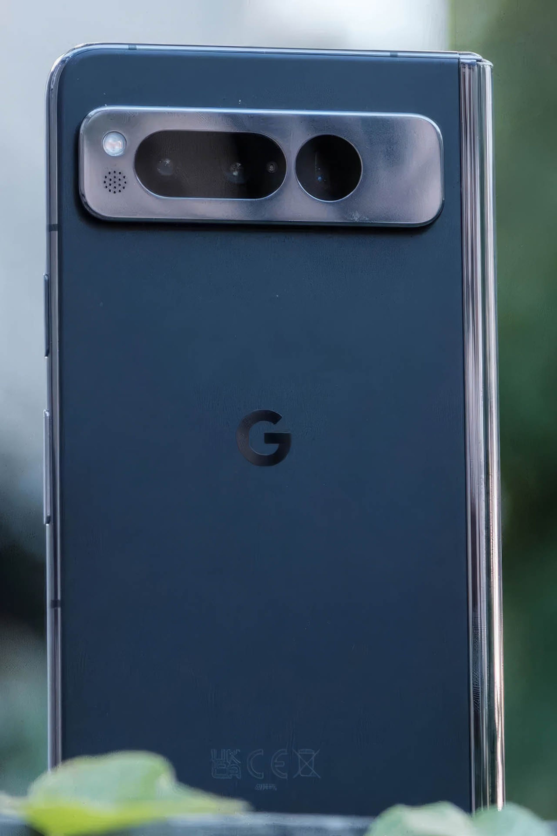 تصاویر نمونه آزمایشی پیکسل فولد لو رفت؛ دستگاهی که هیچ زمان تشکیل نشد_سودو تکنولوژی 20 پنل پشتی نسخهی نهایی گوگل پیکسل فولد