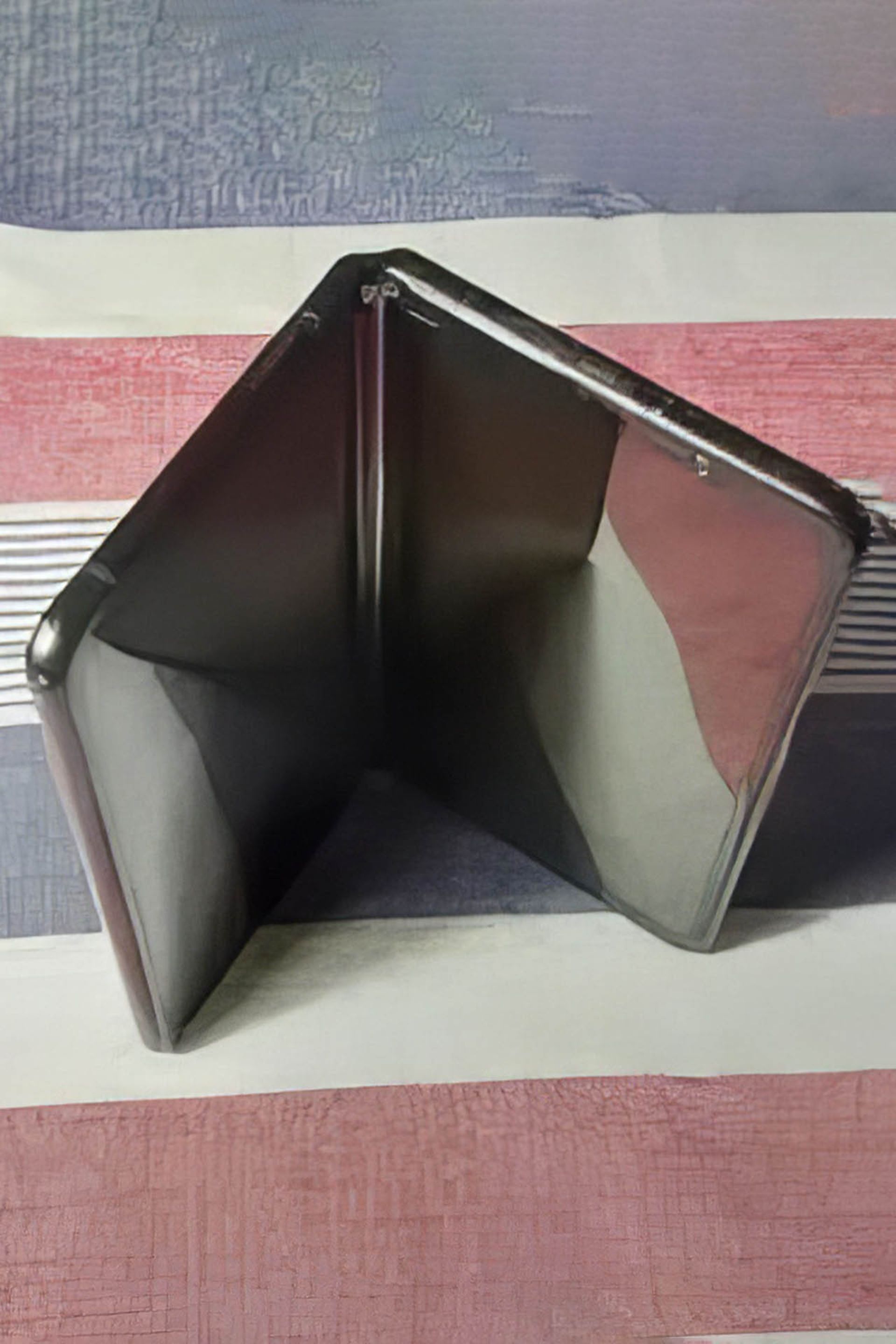 تصاویر نمونه آزمایشی پیکسل فولد لو رفت؛ دستگاهی که هیچ زمان تشکیل نشد_سودو تکنولوژی 22 گوشی تاشو pipit از گوگل - در حالت نیمه باز از طرف صفحهنمایش داخلی