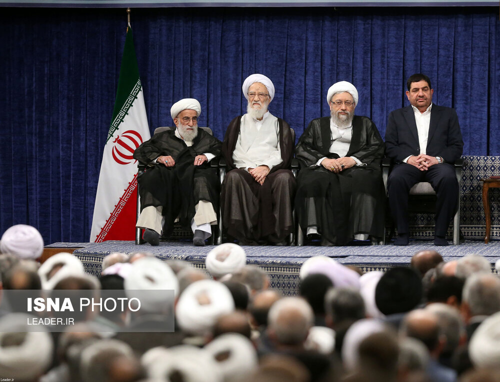 آیت الله جنتی در ۹۷سالگی در مراسم تنفیذ پزشکیان+ تصاویر_سودو تکنولوژی 2 عکس جدید از آیت الله جنتی در ۹۷سالگی