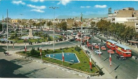 میدان انقلاب که تماشایش دگرگونتان می‌کند + عکس