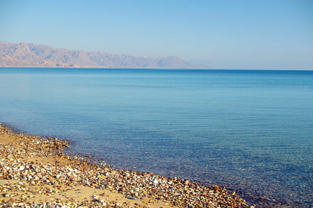 از «پلِ دوستی» ملل تا بلندترین آبشارها؛ منحصر به فردترین مرزها بین کشورهای جهان از «پلِ دوستی» ملل تا بلندترین آبشارها؛ منحصر به فردترین مرزها بین کشورهای جهان