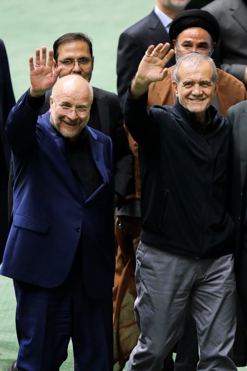 تصاویری از آخرین لابی های قالیباف و پزشکیان برای رأی آوردن ۱۹ وزیر پیشنهادی_سودو تکنولوژی 10 آخرین لابی های قالیباف و پزشکیان برای رأی آوردن ۱۹ وزیر پیشنهادی+تصاویر