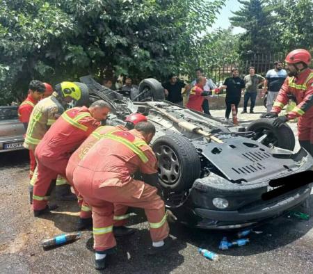 برخورد کامیونت با ۱۲ خودروی سواری در سعادت آباد + عکس_سودو تکنولوژی 1 برخورد کامیونت با ۱۲ خودروی سواری در سعادت آباد + عکس