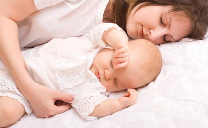 تخت مشترک مادر و نوزاد، چطور بر رشد روانی فرزند تأثیر میگذارد؟_سودو تکنولوژی 57 تخت مشترک مادر و نوزاد، چطور بر رشد روانی فرزند تأثیر میگذارد؟