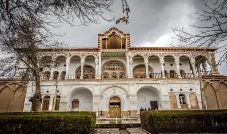 شکوه و زیبایی معماری کاخ موزه خسروآباد_سودو تکنولوژی 1 شکوه و زیبایی معماری کاخ موزه خسروآباد