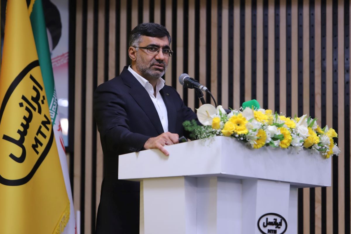 مدیرعامل ایرانسل: ستار هاشمی در حوزه گسترش اقتصاد دیجیتال توانمند و متخصص است_سودو تکنولوژی 20 بیژن عباسی آرند مدیرعامل ایرانسل