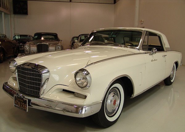 ستارهای از دهه 60: Studebaker Gran Tourismo Hawk 1962 ستارهای از دهه 60: Studebaker Gran Tourismo Hawk 1962