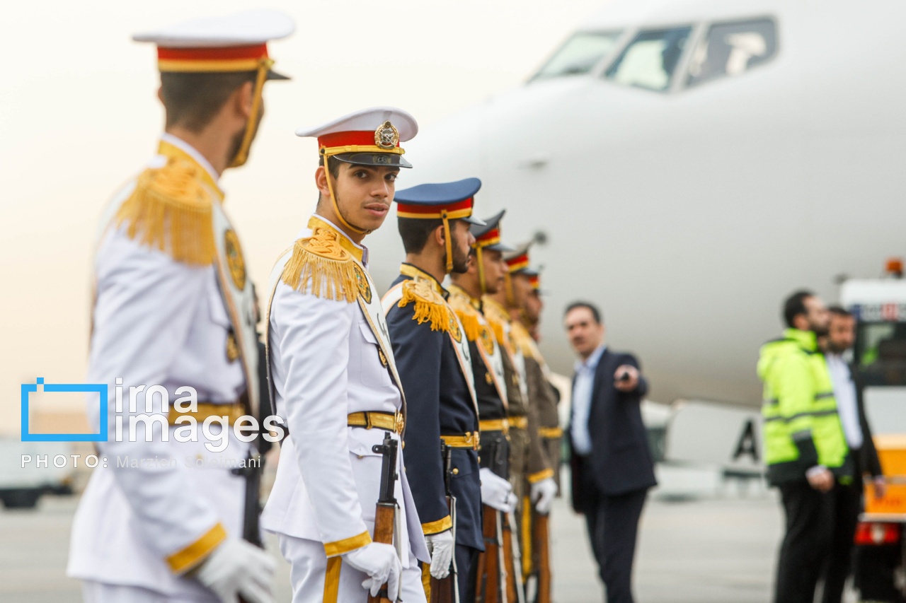 نخست وزیر عراق در فرودگاه مهرآباد تهران نخست وزیر عراق در فرودگاه مهرآباد تهران