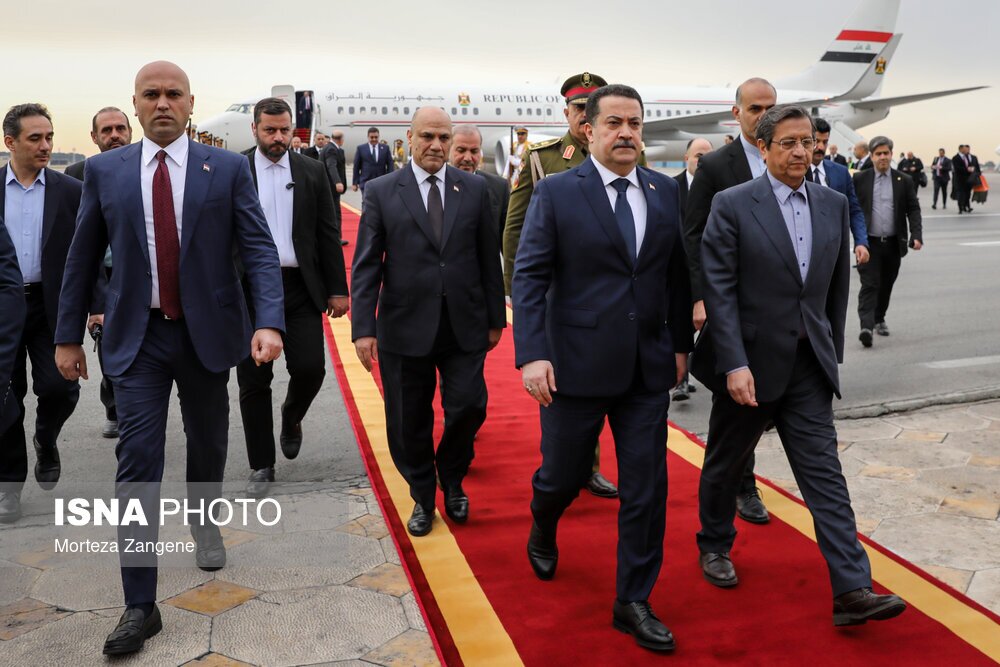 نخست وزیر عراق در فرودگاه مهرآباد تهران نخست وزیر عراق در فرودگاه مهرآباد تهران