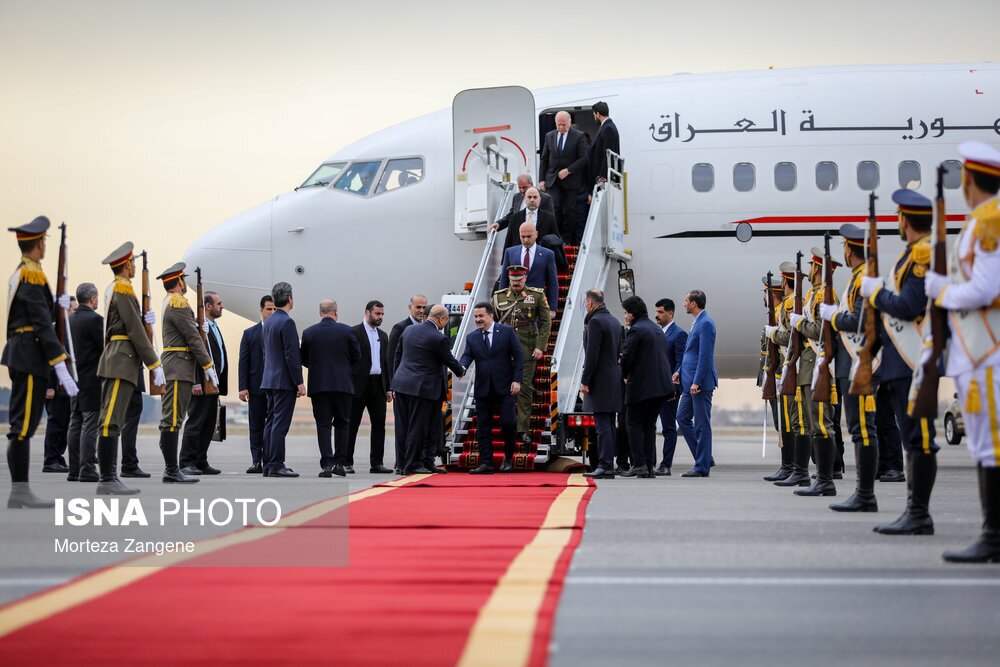 نخست وزیر عراق در فرودگاه مهرآباد تهران نخست وزیر عراق در فرودگاه مهرآباد تهران