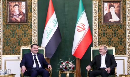 تصاویری از تیپ جدید پزشکیان در دیدار با نخست وزیر عراق
