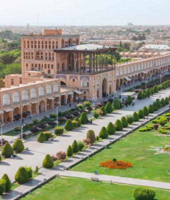شکوه معماری ایرانی در عمارت عالی قاپوی اصفهان_سودو تکنولوژی 1 شکوه معماری ایرانی در عمارت عالی قاپوی اصفهان