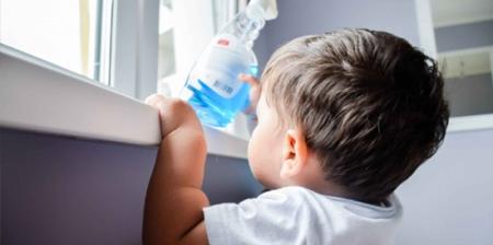 هشدار به والدین ، مواد شوینده را دور از دسترس کودکان نگهداری کنید_سودو تکنولوژی 3 هشدار به والدین ، مواد شوینده را دور از دسترس کودکان نگهداری کنید