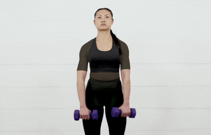 حرکات بدنسازی با دمبل؛ ۲۷ تمرین و انواع حرکات با دمبل_سودو تکنولوژی 68 ورزش با دمبل - پارو از جلو