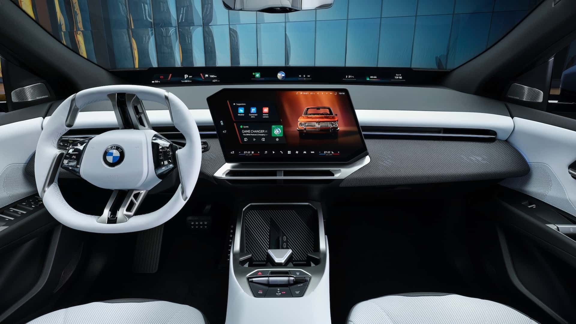 نمای داخل کابین خودرو بی‌ام‌و iX3