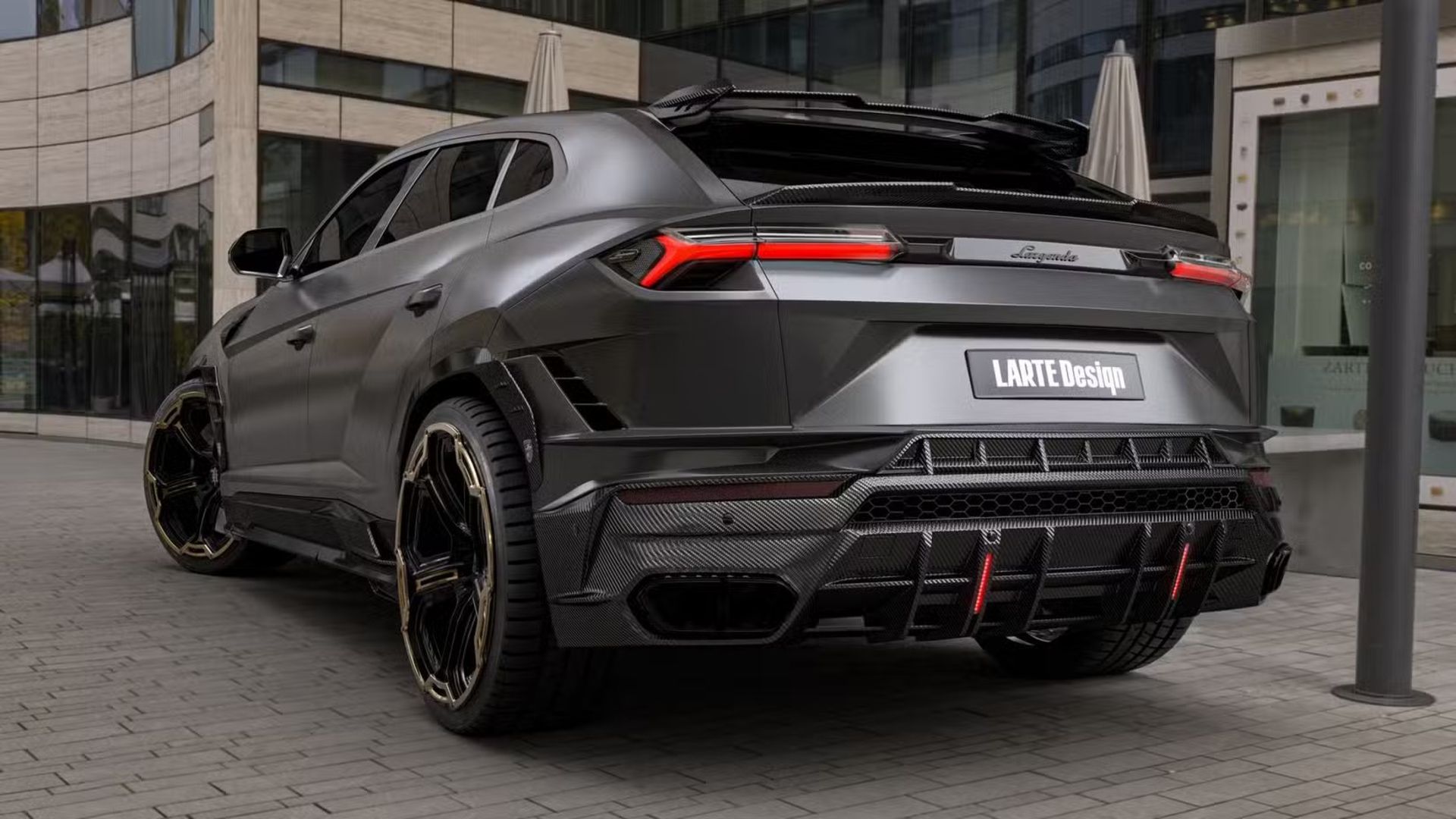 مدل سفارشی لامبورگینی اوروس با طراحی زیاد دلنشین معارفه شد_سودو تکنولوژی 9 لامبورگینی اوروس با کیت Largenda