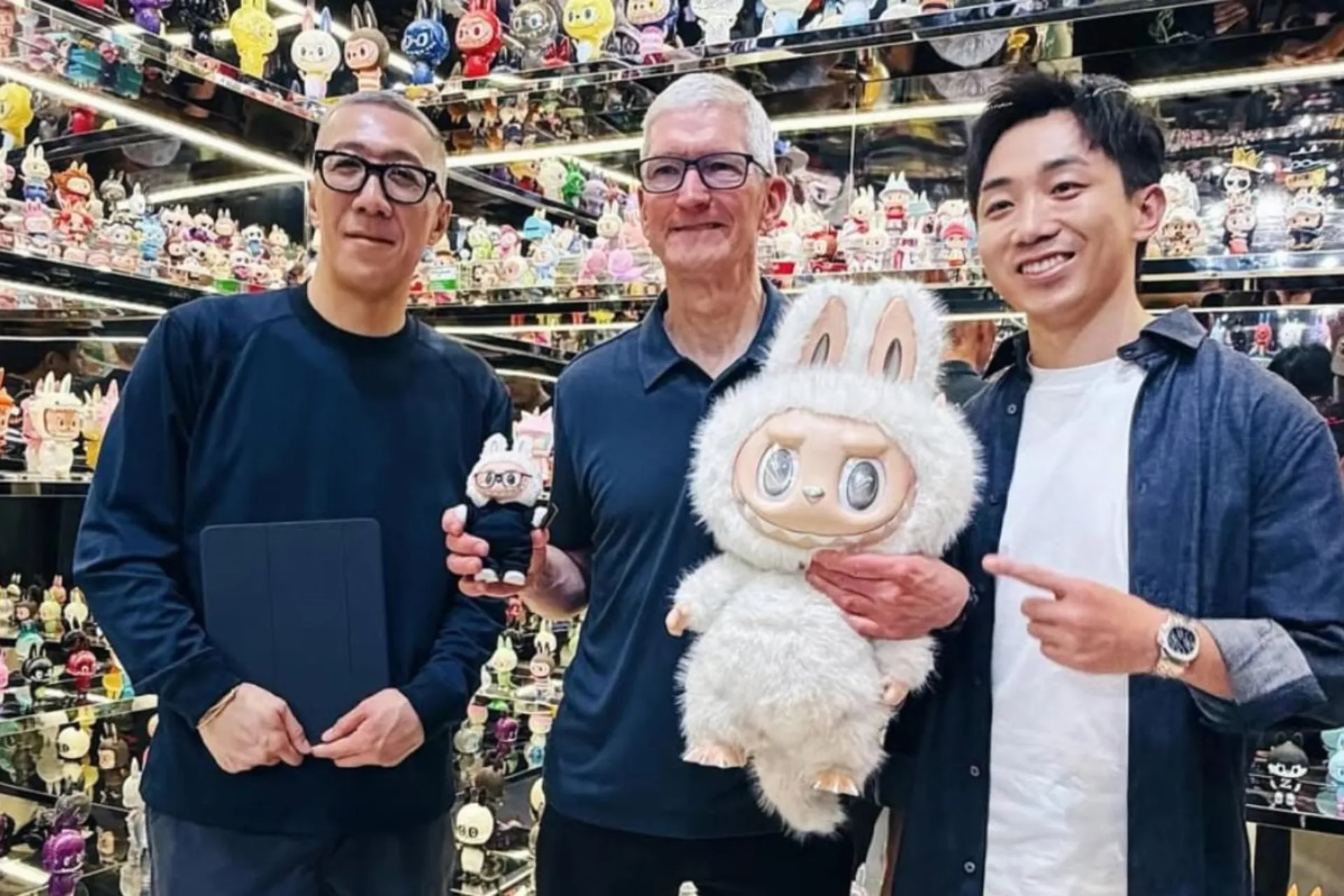 تیم کوک و خالق لبوبو